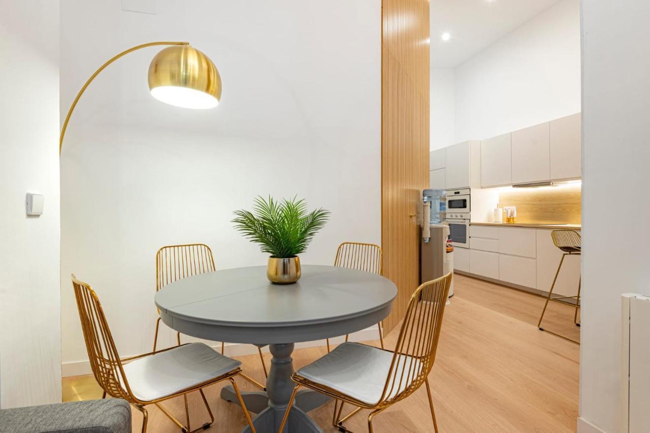 Smart Apartment Near Puerta Del Sol Madrid Buitenkant foto